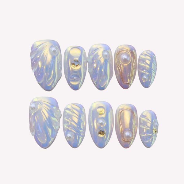AzureHaze_shortalmond_-ErsaNailsPressOnNails_0 Azure Haze mini