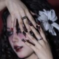 BleedingHeart-ErsaNailsPressOnNails_7