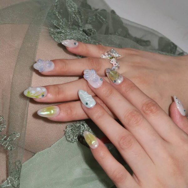 BloomintheMist-ErsaNailsPressOnNails_01 BloomintheMist-ErsaNailsPressOnNails_01