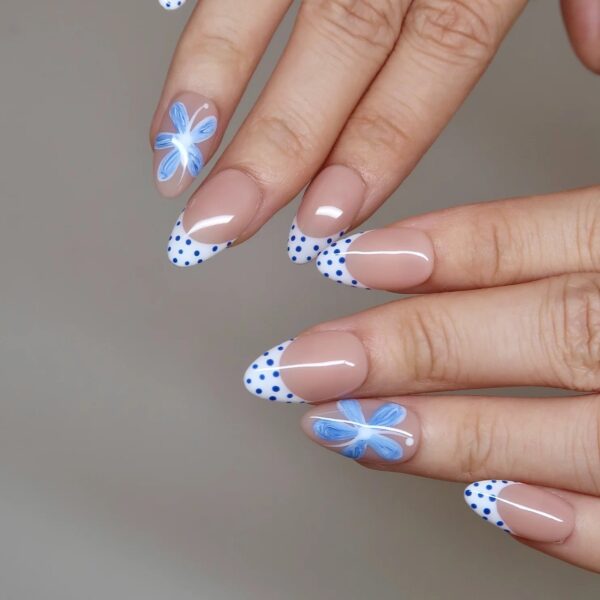BlueDaisy-ErsaNailsPressOnNails_3 BlueDaisy-ErsaNailsPressOnNails_3
