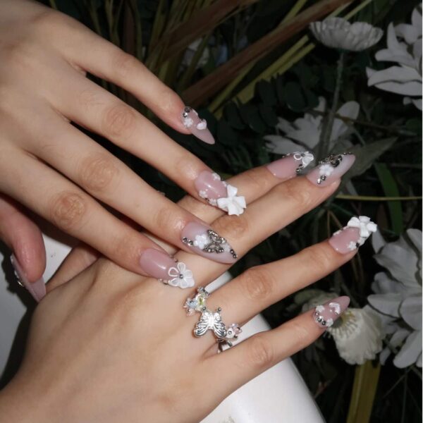 ButterflyKisses-ErsaNailsPressOnNails_01 ButterflyKisses-ErsaNailsPressOnNails_01