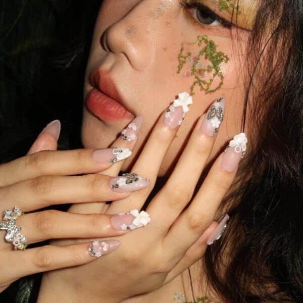 ButterflyKisses-ErsaNailsPressOnNails_02 ButterflyKisses-ErsaNailsPressOnNails_02