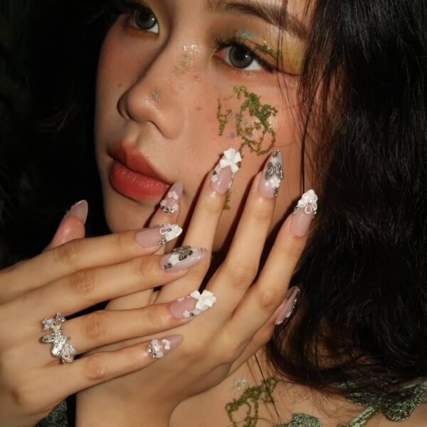ButterflyKisses-ErsaNailsPressOnNails_03 ButterflyKisses-ErsaNailsPressOnNails_03