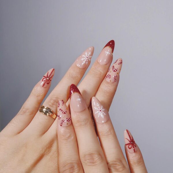 CandyCaneCrush-ErsaNailsPressOnNails_2 CandyCaneCrush-ErsaNailsPressOnNails_2