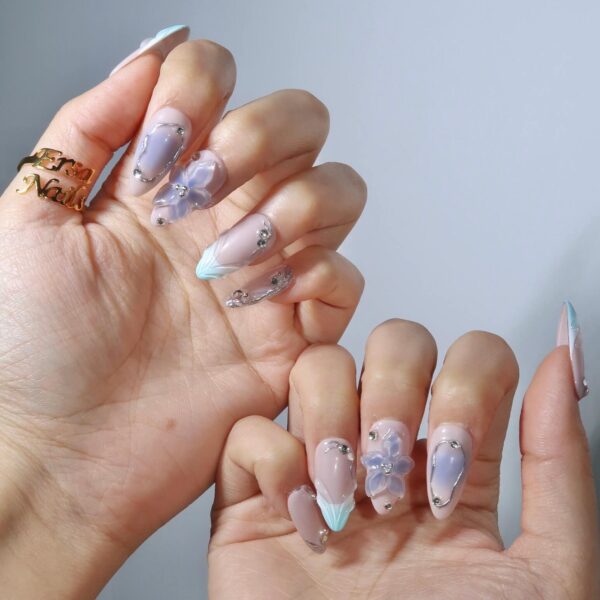 CeruleanBloom-ErsaNailsPressOnNails_5 CeruleanBloom-ErsaNailsPressOnNails_5