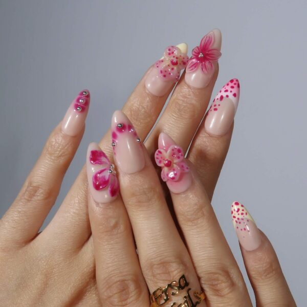 CharmingPetals-ErsaNailsPressOnNails_4 CharmingPetals-ErsaNailsPressOnNails_4
