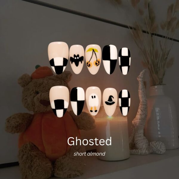 Creepin_Cute-ErsaNailsPressOnNailsBundle_3 Creepin_Cute-ErsaNailsPressOnNailsBundle_3