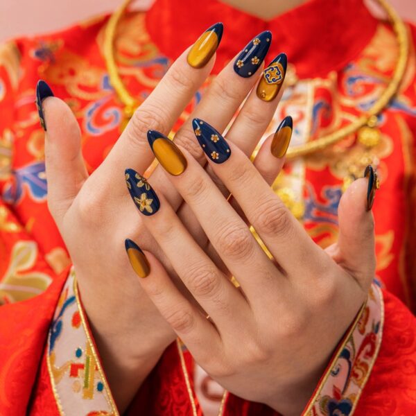 Flourishing_-_ErsaNails_PressOnNails_3 Flourishing_-_ErsaNails_PressOnNails_3
