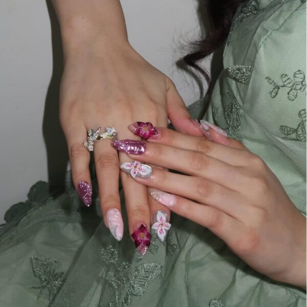 WidestDream-ErsaNailsPressOnNails_03 WidestDream-ErsaNailsPressOnNails_03