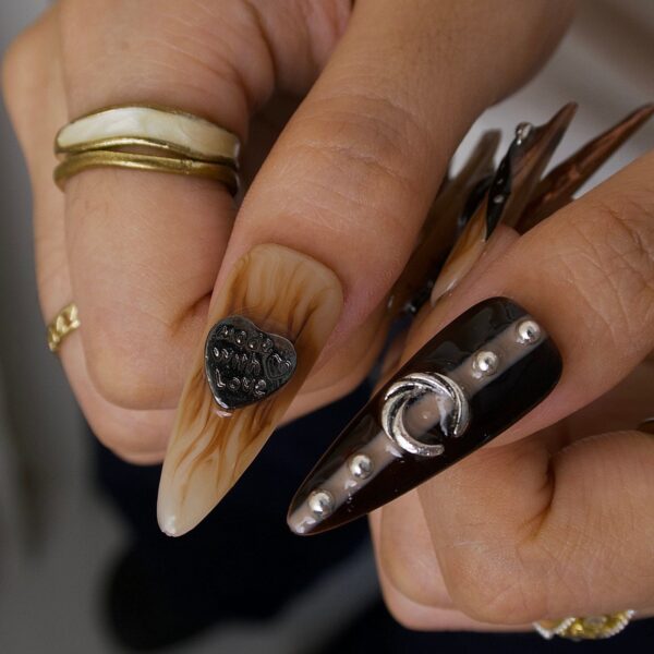 WildHeart-ErsaNailsPressOnNails_4 WildHeart-ErsaNailsPressOnNails_4