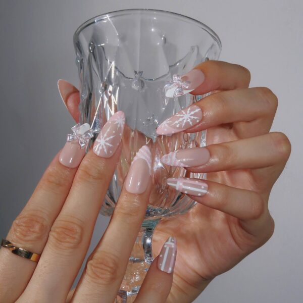 Winter_sGift-ErsaNailsPressOnNails_4 Winter_sGift-ErsaNailsPressOnNails_4