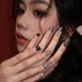 Yinyang-ErsaNailsPressOnNails_41